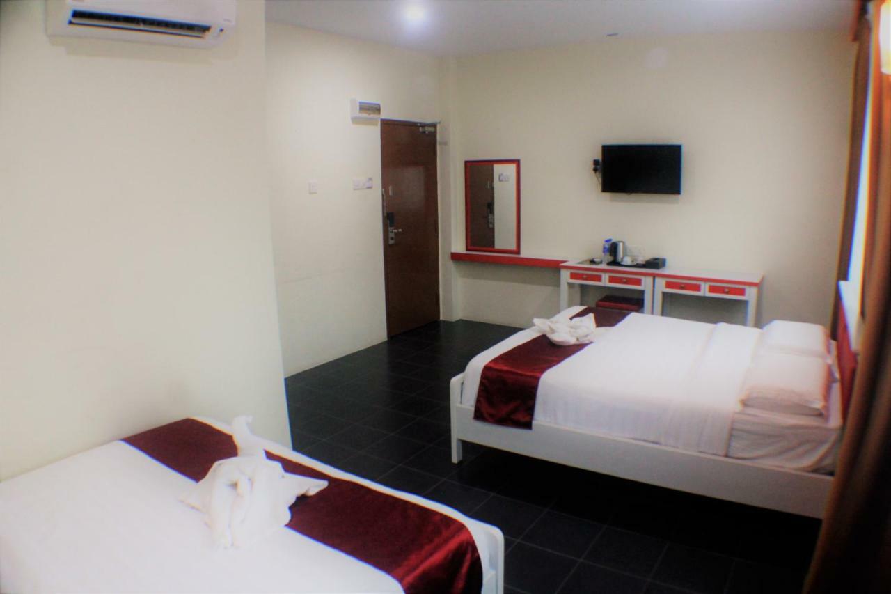 Pz Hotel Куала-Кангсар Экстерьер фото